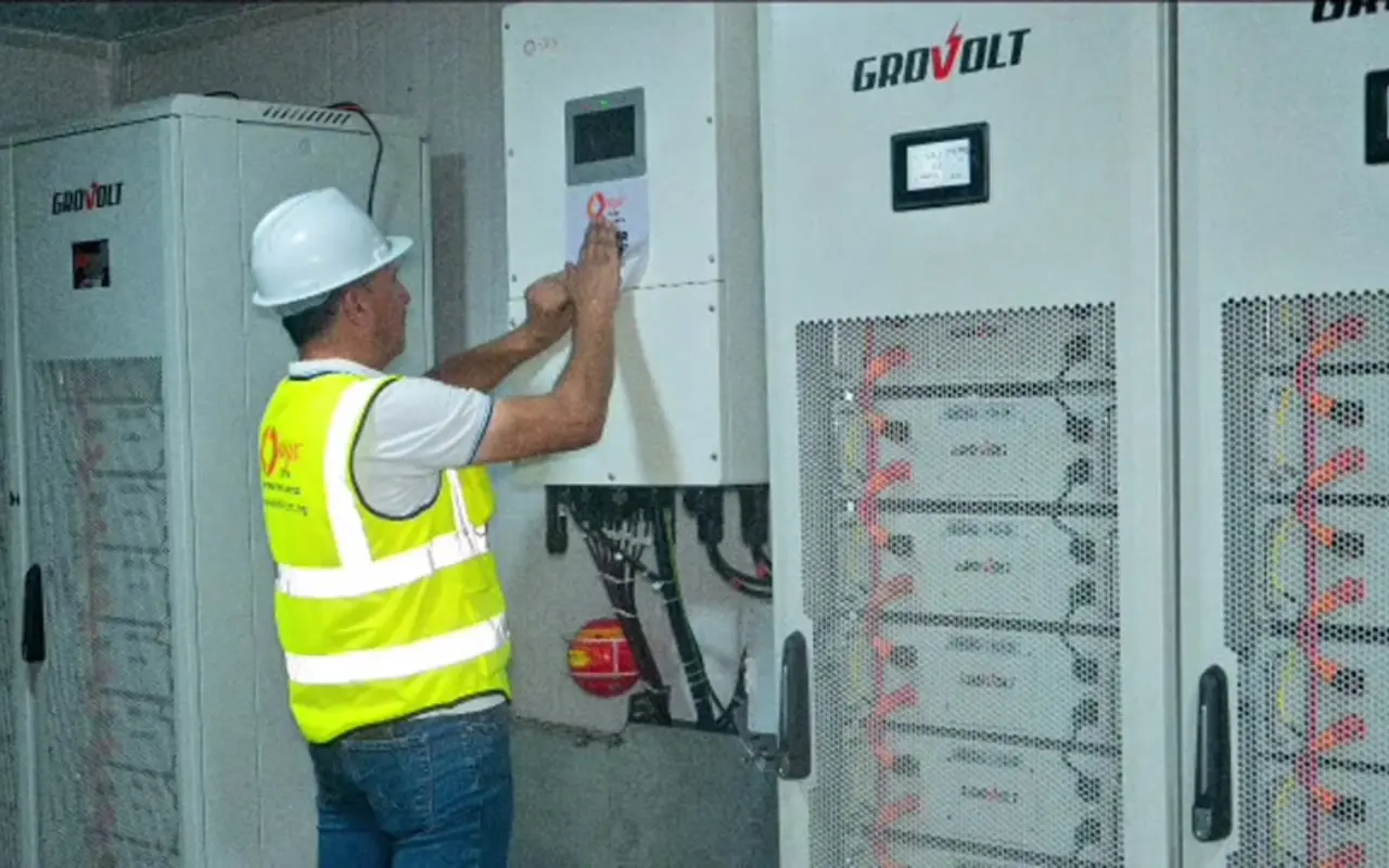 Storage commissioning